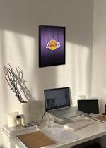 Quadro Los Angeles Lakers - Com vidro Tamanho:21cm x 30cm (A4) Quadro Los Angeles Lakers - Com vidro Tamanho:21cm x 30cm (A4)