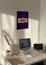 Quadro Los Angeles Lakers - Com vidro Tamanho:21cm x 30cm (A4) Quadro Los Angeles Lakers - Com vidro Tamanho:21cm x 30cm (A4)