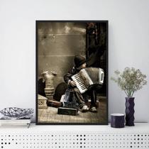 Quadro Menininho Com Sanfona 24x18cm - com vidro