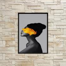 Quadro Mulher Abstrato Amarelo 33x24cm
