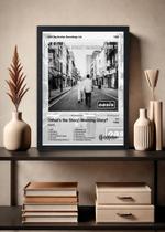 Quadro Oasis (What's The Story) M. (Black&white) Com Vidro Tamanho:21cm x 30cm (A4) Quadro Oasis (What's The Story) M. (Black&white) Com Vidro Tamanho:21cm x 30cm (A4)