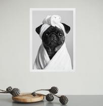 Quadro Para Banheiro Cachorrinha Pug De Roupão 24x18cm - com vidro