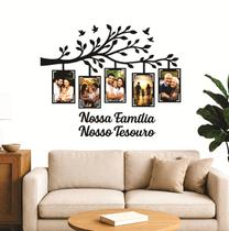 Quadro Porta Retrato MDF Preto "Nossa Família, Nosso Tesouro" para 5 Fotos 10x15 Quadro Porta Retrato MDF Preto "Nossa Família, Nosso Tesouro" para 5 Fotos 10x15