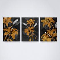 Quadro sem molduraposes mulher negra dourado