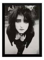 Quadro Siouxsie Sioux Banda Pós Punk Poster Moldurado Quadro Siouxsie Sioux Banda Pós Punk Poster Moldurado