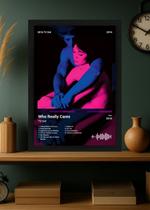 Quadro TV Girl Who Really Cares (Dark) Com Vidro Preta Tamanho:21cm x 30cm (A4)