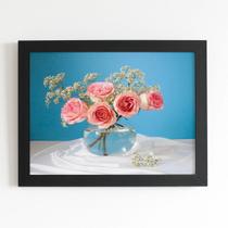 Quadro Vaso de Rosas Azul Decorativo Moldura Preta 60x40cm