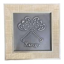 Quadro Xangô Machado Cruzado Madeira Carvalho 13 x13 cm Quadro Xangô Machado Cruzado Madeira Carvalho 13 x13 cm