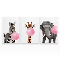 Quadro Zebra Girafa e Elefante Kit Animais Mascando Chiclete Com Moldura 3 Telas - Bimper