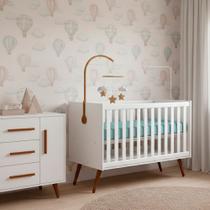 Quarto Bebê Infantil Q Encanto Berço Vira Cama e Comoda Sapateira 1 Portas 4 Gavetas Retrô Qmovi