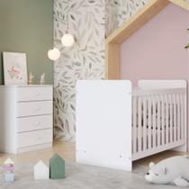 Quarto de Bebê com Cômoda e Berço Labirinto Henn Quarto de Bebê com Cômoda e Berço Labirinto Henn