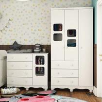 Quarto de Bebê com Guarda Roupa e Cômoda 4 Gavetas com Janela Uli Quarto de Bebê com Guarda Roupa e Cômoda 4 Gavetas com Janela Uli