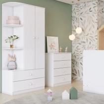 Quarto de Bebê com Guarda Roupa e Cômoda Labirinto Henn Quarto de Bebê com Guarda Roupa e Cômoda Labirinto Henn