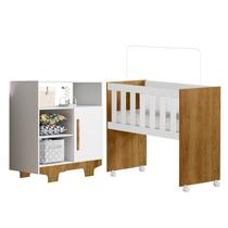 Quarto de Bebê com Mini Berço com Colchão 5 em 1 Ariel e Cômoda 1 Porta 3 Prateleiras Flocos Branco/Madeirado Ypê Quarto de Bebê com Mini Berço com Colchão 5 em 1 Ariel e Cômoda 1 Porta 3 Prateleiras Flocos Branco/Madeirado Ypê