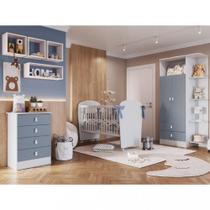 Quarto de Bebê Completo Guarda Roupa Cômoda e Berço com Rodízio. Percasa Conjunto composto por três móveis .