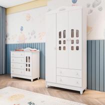 Quarto de Bebê Provençal Lisa Guarda Roupa 3 Portas Cômoda Infantil com Porta Branco Carolina Baby