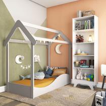 Quarto Infantil com Minicama Montessoriana e Prateleira Vertical Retrô Móveis Peroba Branco