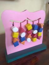 Quebra cabeça em madeira