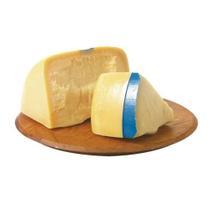 Queijo Parmesao Faixa Azul 1kg Fracionado.