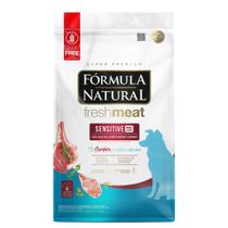 Ração Fórmula Natural Fresh Meat Sensitive para Cães Adultos Portes Médio e Grande Cordeiro, Mandioca e Aloe Vera 12 kg