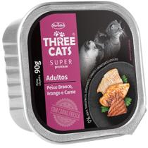Ração Úmida Three Cats Super Premium Patê Peixe Branco, Frango e Carne para Gatos Adultos - 90 g