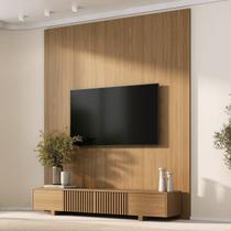 Rack com Painel Ripado para TV até 75 Polegadas 200cmx230cm Aruá CabeCasa MadeiraOriginals Rack com Painel Ripado para TV até 75 Polegadas 200cmx230cm Aruá CabeCasa MadeiraOriginals