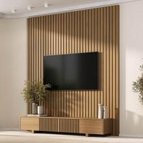 Rack com Painel Ripado para TV até 75 Polegadas 200cmx250cm Aruá CabeCasa MadeiraOriginals