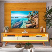 Rack Painel para TV até 84 Polegadas com 100% MDF 217cmx237cm Pés em Madeira Maciça Led 3 Gavetas e Luminare Requinte Bege Naturale/Off White Rack Painel para TV até 84 Polegadas com 100% MDF 217cmx237cm Pés em Madeira Maciça Led 3 Gavetas e Luminare Requinte Bege Naturale/Off White