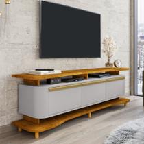 Rack para TV Até 75 Polegadas 3 Portas com Pés de Madeira Maciça Guarapari Bechara Rack para TV Até 75 Polegadas 3 Portas com Pés de Madeira Maciça Guarapari Bechara