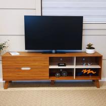 Rack para TV Até 75 Polegadas Verona 2 Gavetas Cedro/Off White - Artely Móveis Rack para TV Até 75 Polegadas Verona 2 Gavetas Cedro/Off White - Artely Móveis