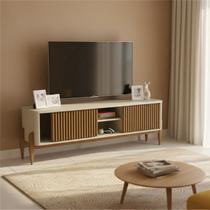 Rack Ripado para TV até 55 Polegadas MDF 160cm Pés em Madeira Maciça 2 Portas de Correr Sereno Bege Off White/Cedro