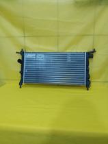 Radiador Corsa 2000/2001/2002 sem ar Visconde RAD380
