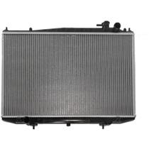 Radiador Nissan Frontier 2.5 Turbo Diesel / 1998 a 2001 / Co Radiador Nissan Frontier 2.5 Turbo Diesel / 1998 a 2001 / Co