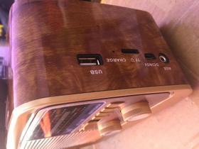 Rádio portátil antigo vintage retrô FM AM SW bateria recarregável USB - Altomex