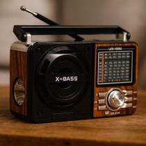 Rádio Retrô AM FM USB Receptor 9 Bandas Recarregável B-Max BM-S1088