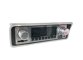 Radio Vintage Ford Maverick