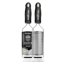 Ralador de Queijo Microplane Série Gourmet Grosso Prateado Ralador de Queijo Microplane Série Gourmet Grosso Prateado