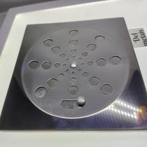 Ralo Giratória Em Metal - Quadrado - 10x10cm - Um Novo Conceito.