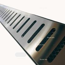 Ralo Linear Inox 304 modelo 7x50 Padrão com Aro e Tela Anti Insetos Borda de Piscina Varanda ( 7cm x 50cm) Ficone Reis