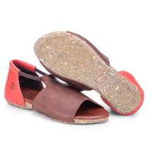 Rasteira Dualidade Cromática: Traseira em Couro Tomate, Elástico, e Frontal em Couro Telha