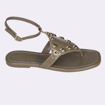 Rasteira LITTIZ Triângulo Pistache com Tachas Douradas estilo moderno e conforto casual Rasteira LITTIZ Triângulo Pistache com Tachas Douradas estilo moderno e conforto casual