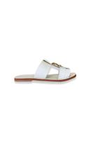 Rasteira Off White Fivela No Cabedal Tiras Largas Anna Flor Rasteira Off White Fivela No Cabedal Tiras Largas Anna Flor