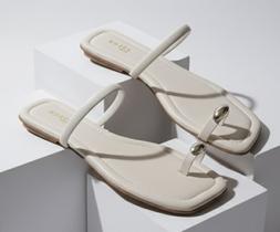 Rasteirinha Sandália Feminina de Dedo com aplicação ABS lesma deelicada Moda Verão