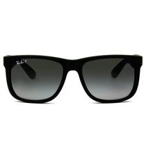 Ray Ban Justin RB4165L - Preto Fosco/Cinza Degradê Polarizado 622/T3 55mm - Óculos de Sol