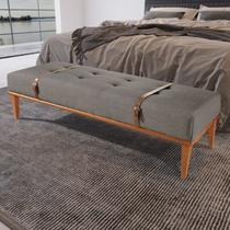 Recamier de Madeira Eucalipto, Estofado e Cinto de Couro Yarin