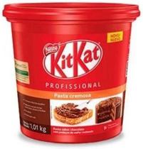 Recheio Cobertura Kitkat Cremoso Em Pasta Nestlé 1Kg Recheio Cobertura Kitkat Cremoso Em Pasta Nestlé 1Kg