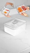 Recipiente de Geladeira com Cestos 2,2L Transparente Recipiente de Geladeira com Cestos 2,2L Transparente