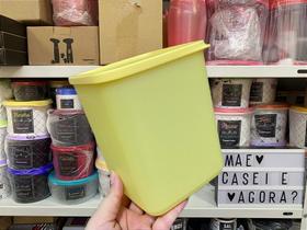 Recipiente Tupperware Refri Line Quadrado 1,8 Litro Amarelo
