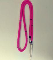 Redea Rosa Em Lã Torcida Para Cavalo Ou Mula Luxo Montaria