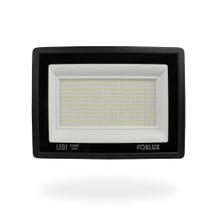Refletor LED Foxlux 300W 6500K Bivolt Preto IP65 Alta Potência Luz Branca Fria Para Galpões, Estacionamentos, Pátios e Grandes Áreas Externas Refletor LED Foxlux 300W 6500K Bivolt Preto IP65 Alta Potência Luz Branca Fria Para Galpões, Estacionamentos, Pátios e Grandes Áreas Externas